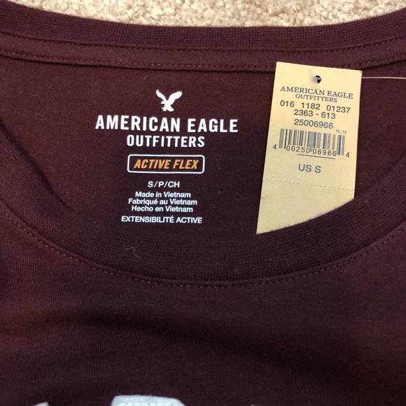 AMERICAN EAGLE OUTFITTERS •Active Flex Long Sleeve - Picture 6 of 7